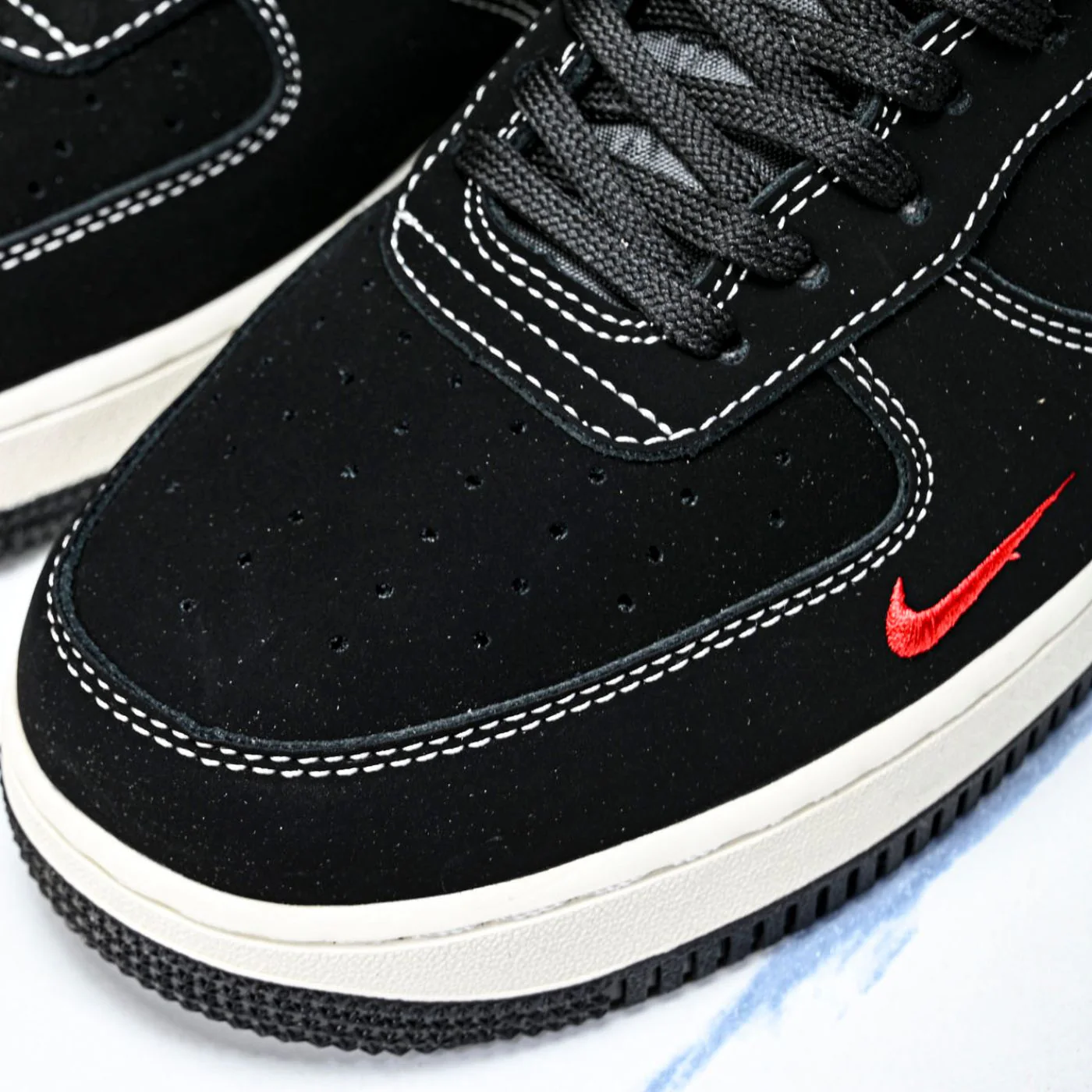 CDG Heartbreaker Air Force 1 - Image 7