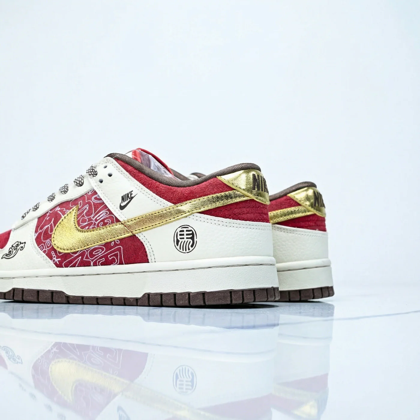 Imperial Red Dunk Low - Image 2
