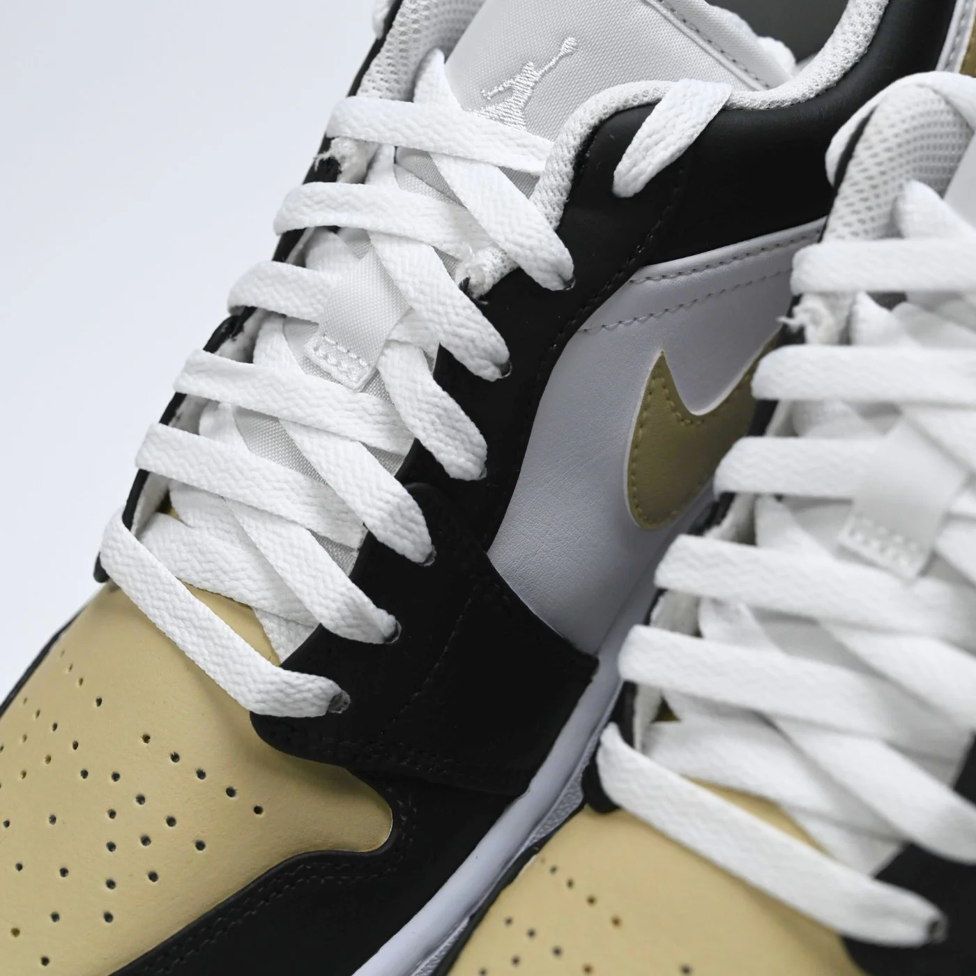 Oak Air Jordan 1 Low - Image 5