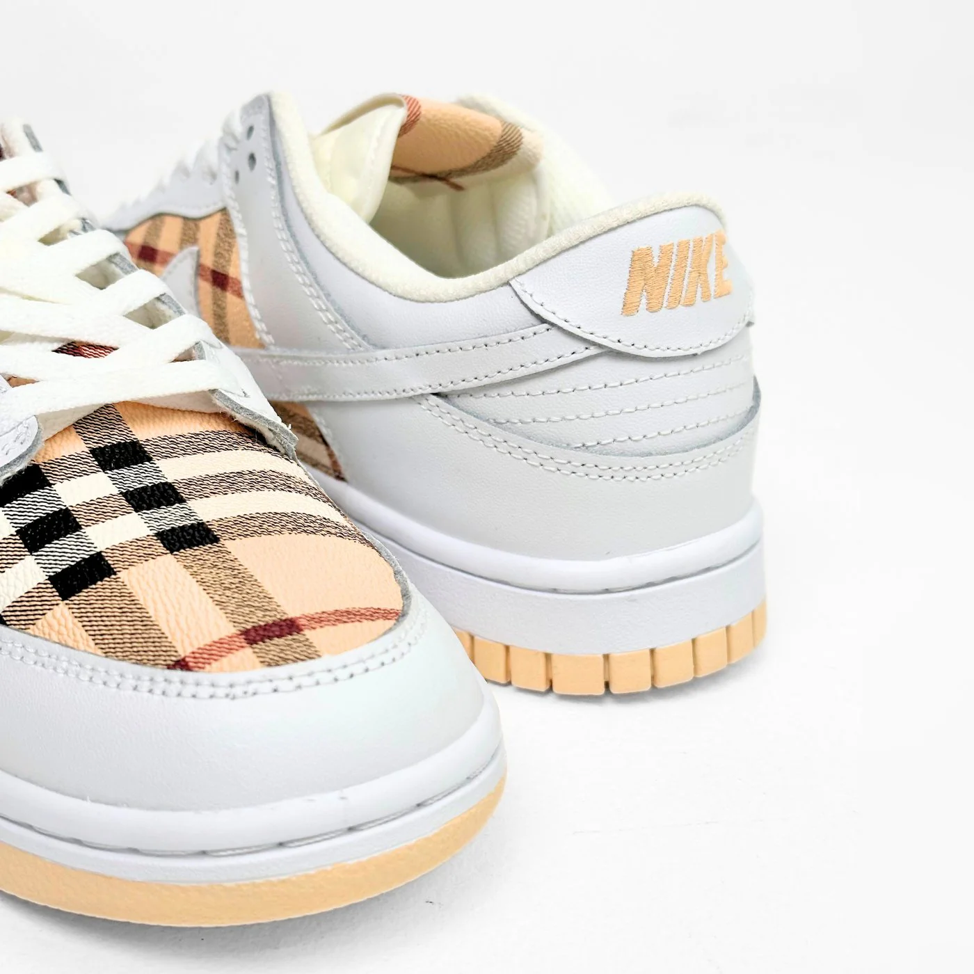 Premium Burberry Dunks Low - Image 4