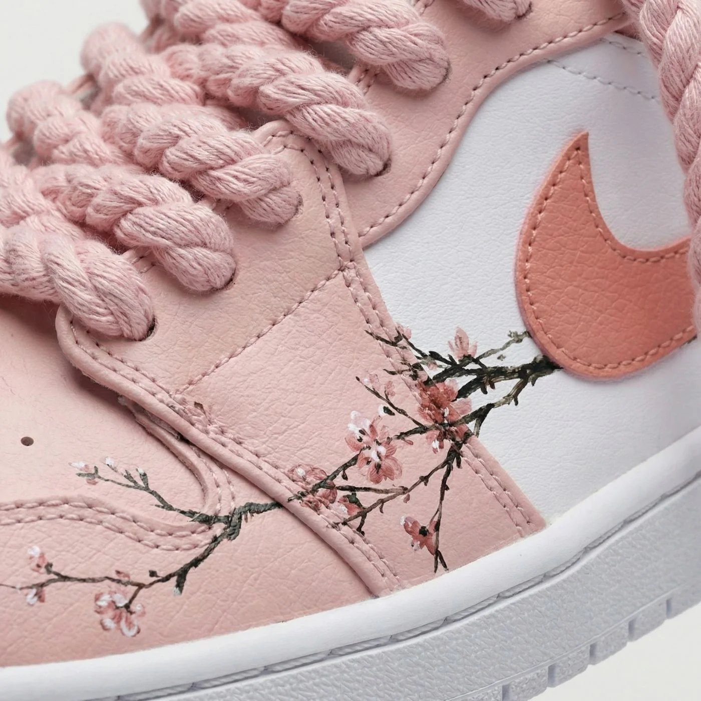 Sakura Air Jordan 1 - Image 4
