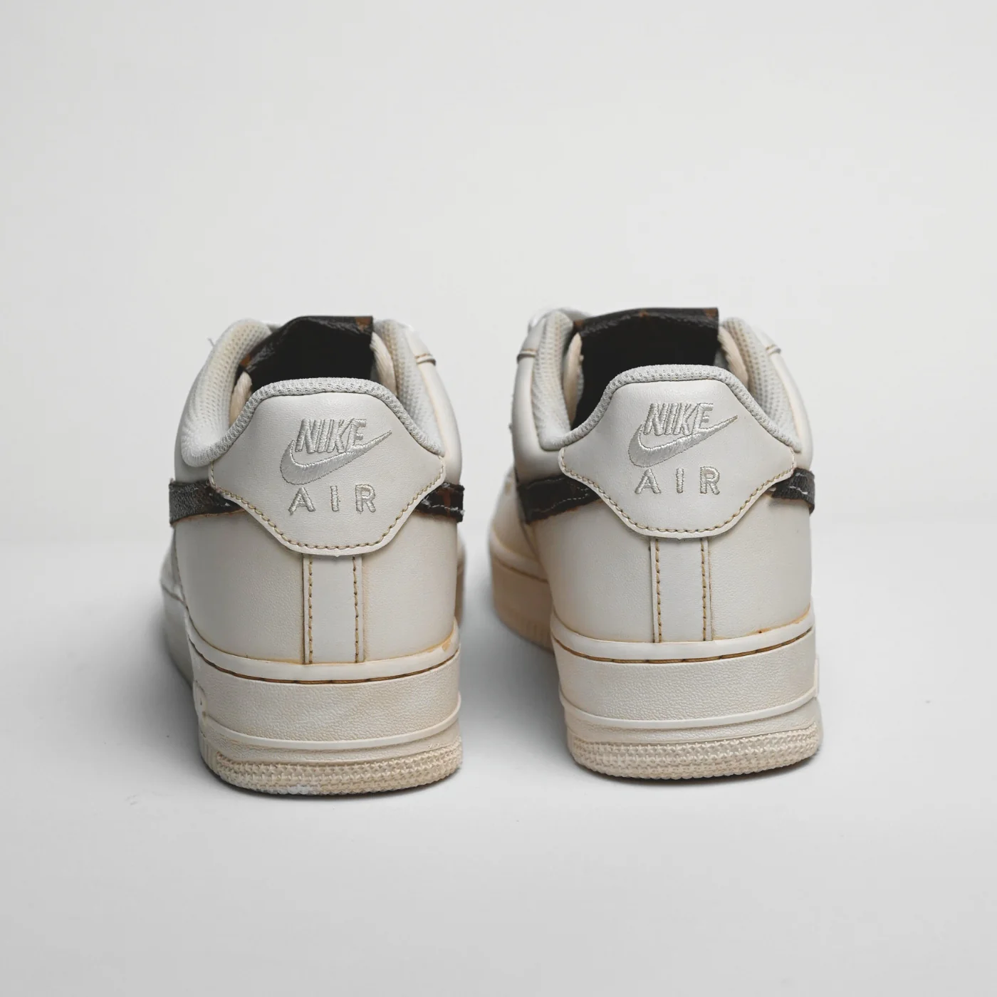 Vintage Luxe LV Air Force 1 - Image 4